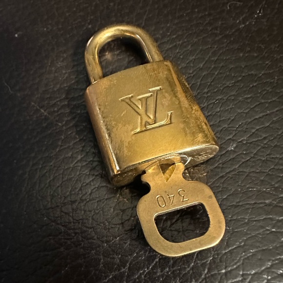Louis Vuitton Accessories - EUC LV LOCK AND KEY #340